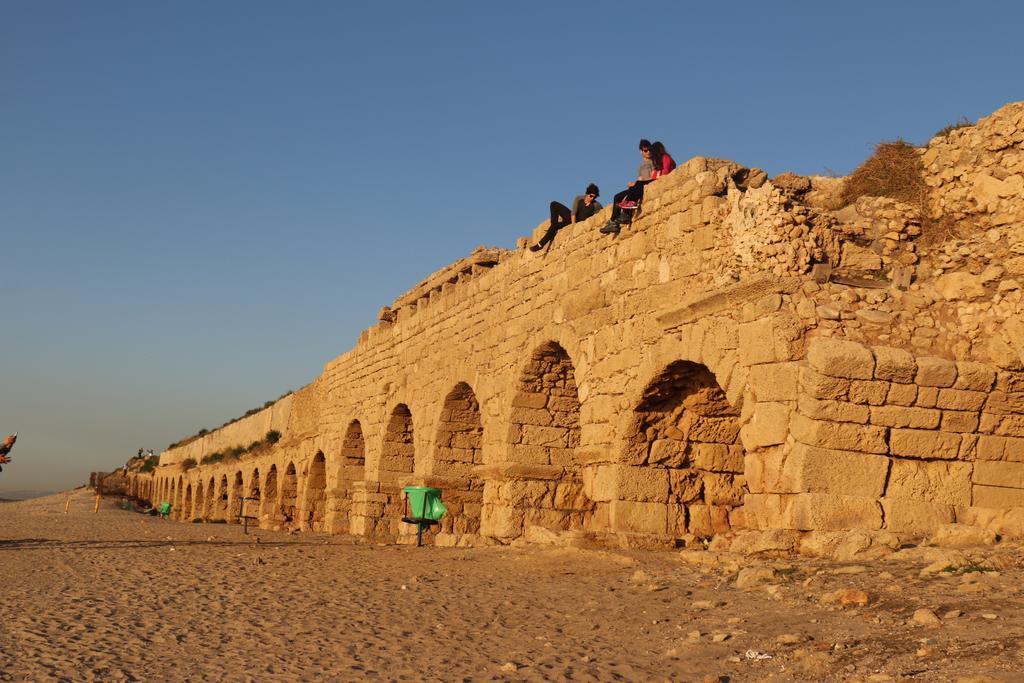 Beach Front House Caesarea Cameră foto