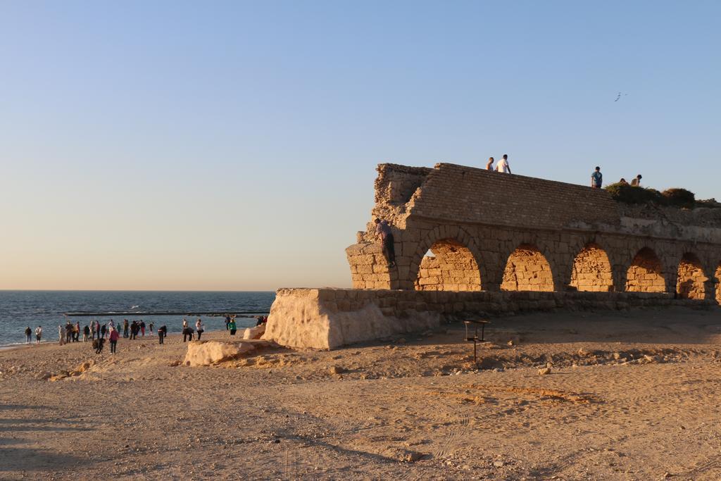 Beach Front House Caesarea Exterior foto