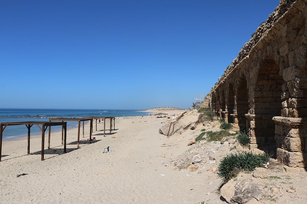 Beach Front House Caesarea Exterior foto