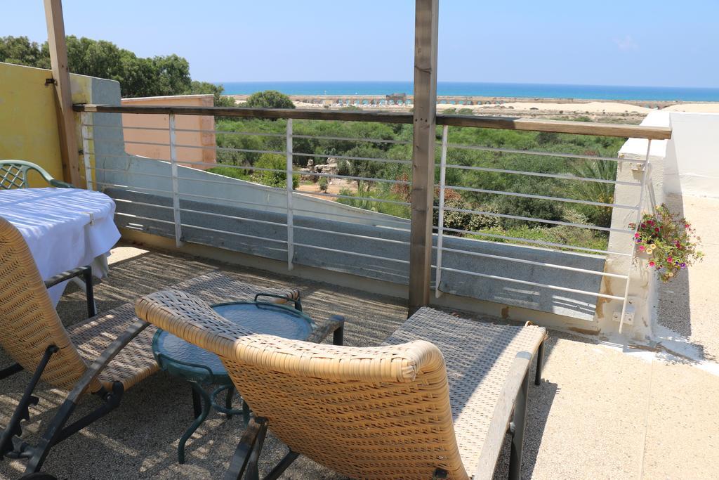 Beach Front House Caesarea Exterior foto